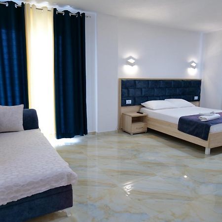 Hotel Solis Ksamil Exteriér fotografie