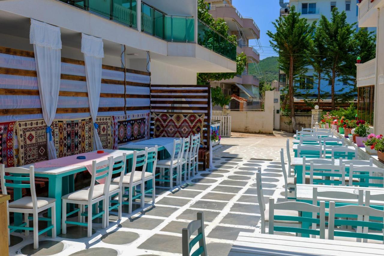 Hotel Solis Ksamil Exteriér fotografie