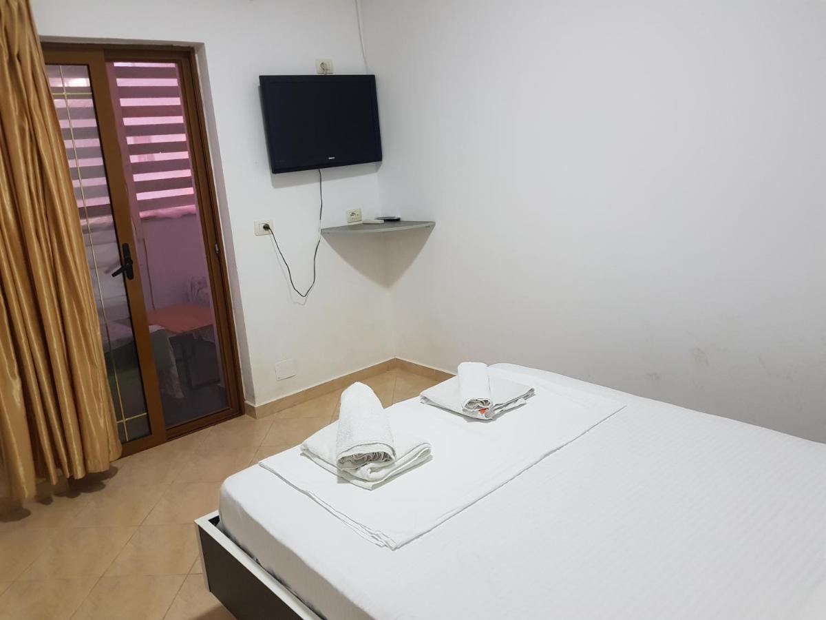 Hotel Solis Ksamil Exteriér fotografie