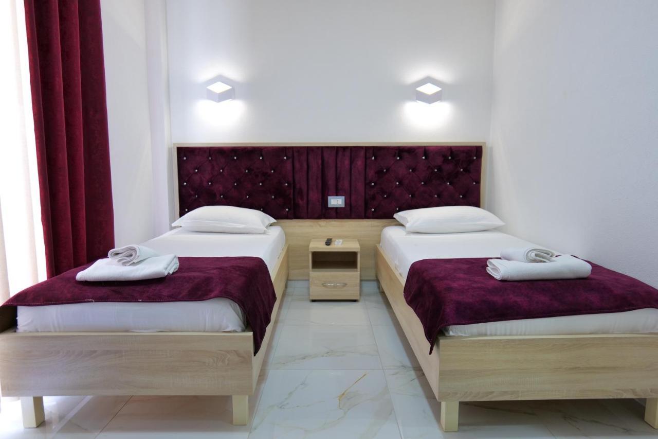 Hotel Solis Ksamil Exteriér fotografie