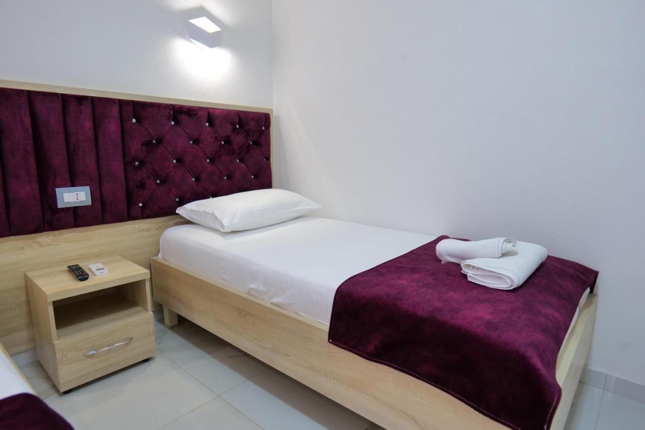 Hotel Solis Ksamil Exteriér fotografie