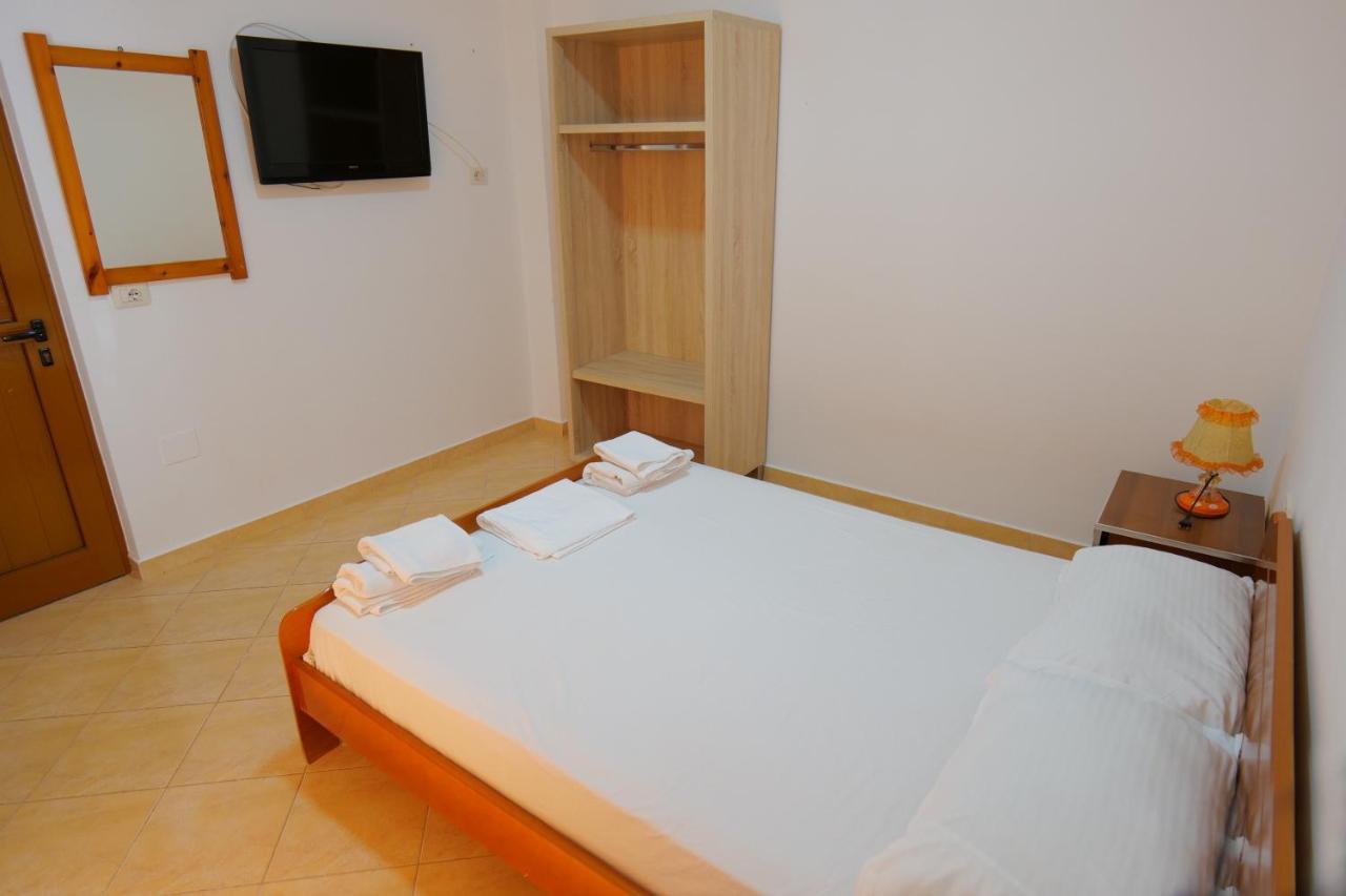 Hotel Solis Ksamil Exteriér fotografie