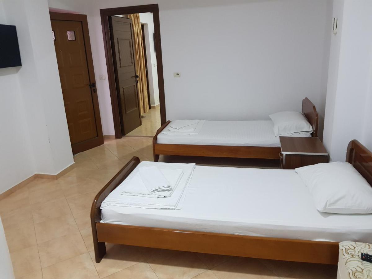 Hotel Solis Ksamil Exteriér fotografie