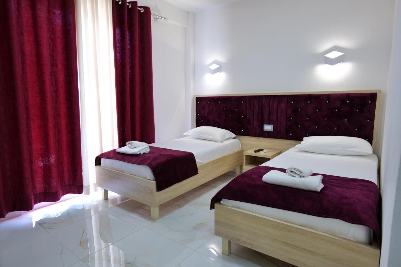 Hotel Solis Ksamil Exteriér fotografie