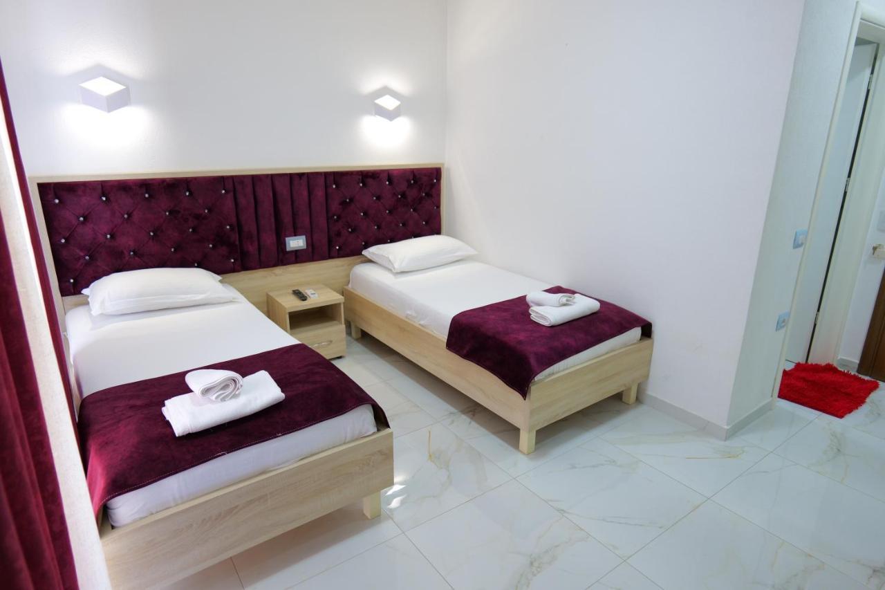 Hotel Solis Ksamil Exteriér fotografie